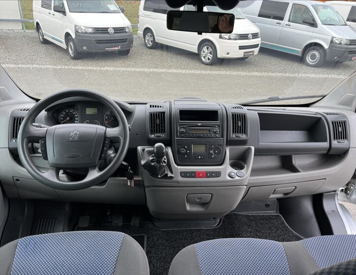 Peugeot Boxer Kombi 2,2 l 88 kw
