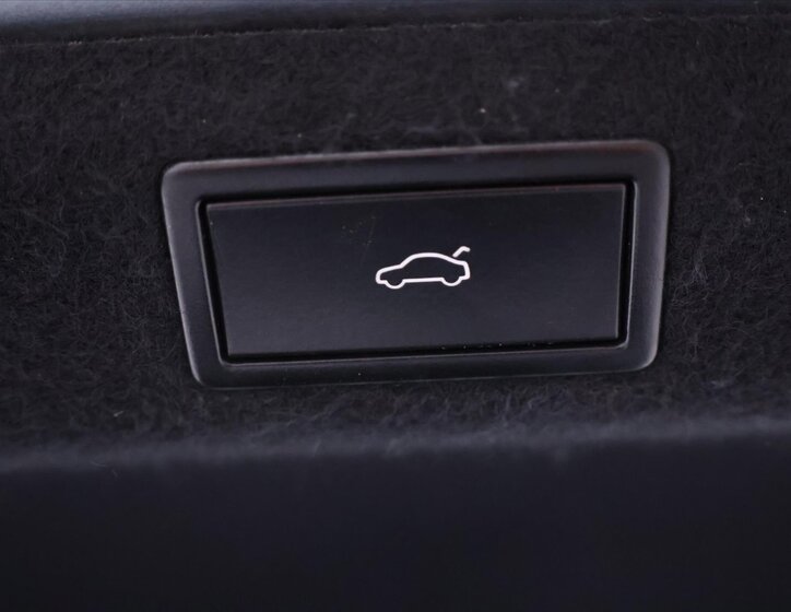 Škoda Superb Liftback 2,0 l 140 kw