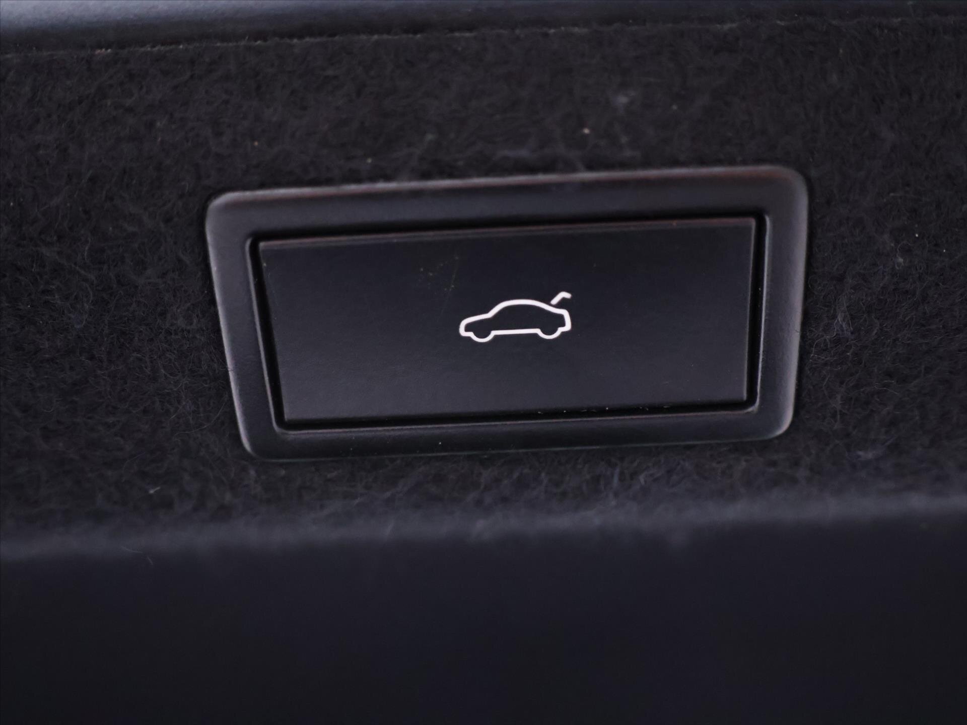 Škoda Superb Liftback 2,0 l 140 kw