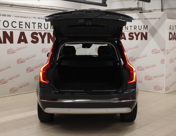 Volvo XC90 SUV / Terénní 2,0 l 173 kw