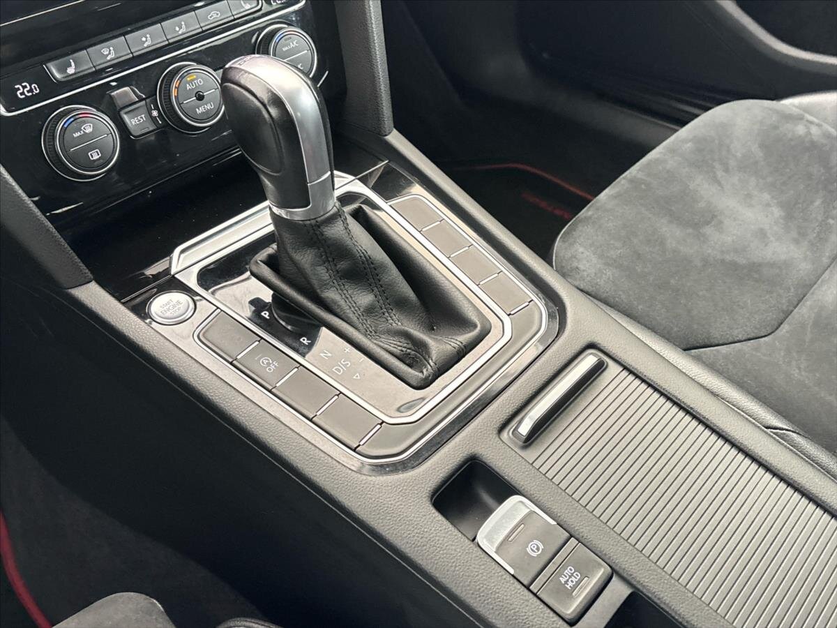 Volkswagen Arteon Liftback 2,0 l 110 kw