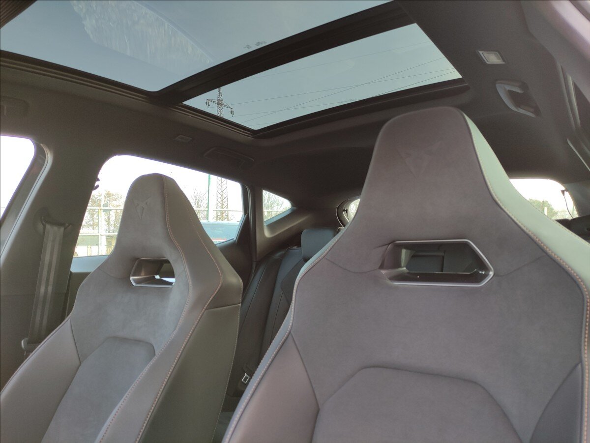 Cupra Formentor SUV / Terénní 2,0 l 245 kw