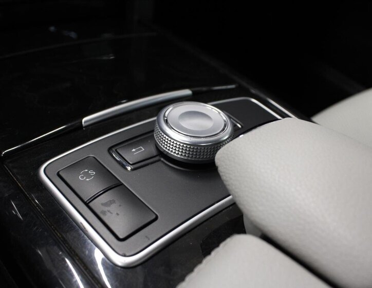 Mercedes-Benz Třídy E Sedan 3,0 l 170 kw