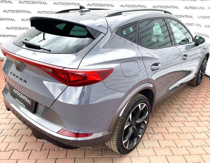 Cupra Formentor SUV / Terénní 1,5 l 110 kw