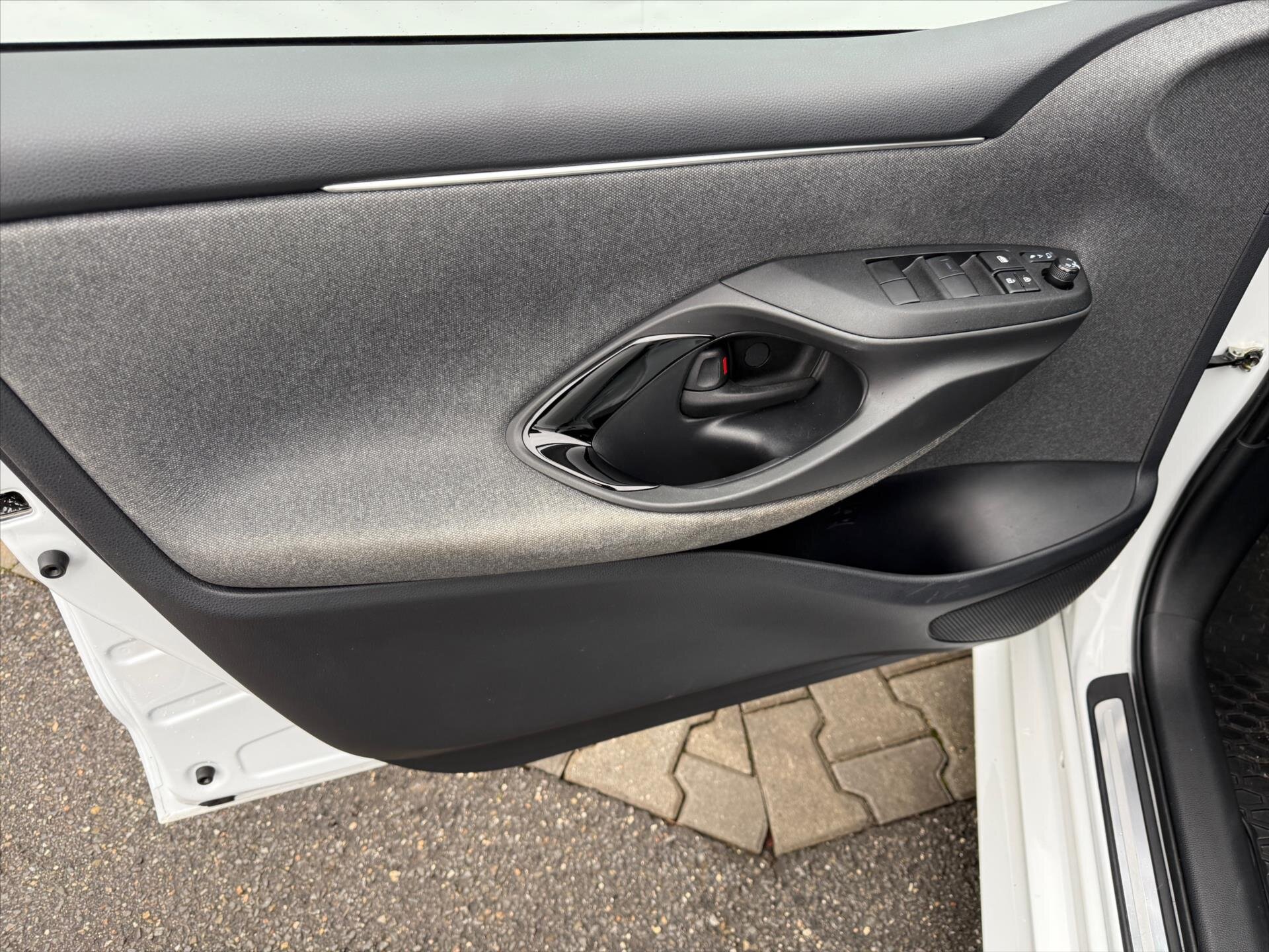 Toyota Yaris Hatchback 1,5 l 68 kw