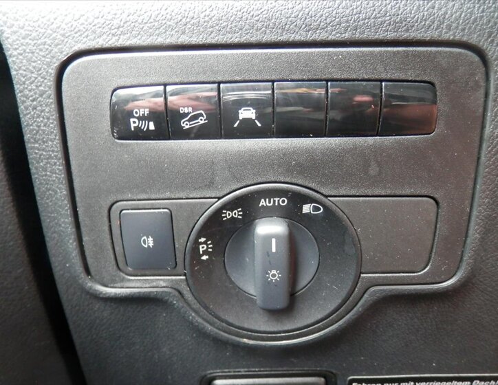 Mercedes-Benz Vito Kombi 2,1 l 140 kw