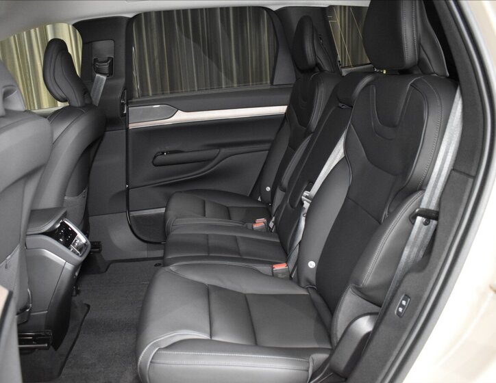 Volvo EX90 SUV / Terénní 0,0 380 kw