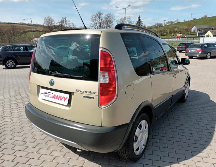 Škoda Roomster Kombi 1,2 l 63 kw
