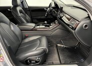 Audi A8 Sedan / Limuzína 3,0 l 190 kw