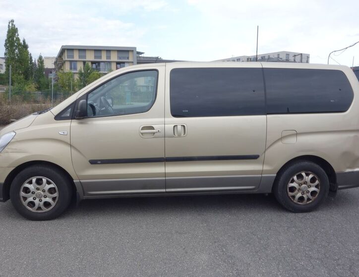 Hyundai H 1 16