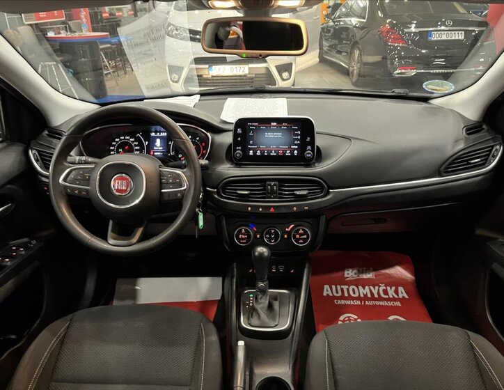 Fiat Tipo 12