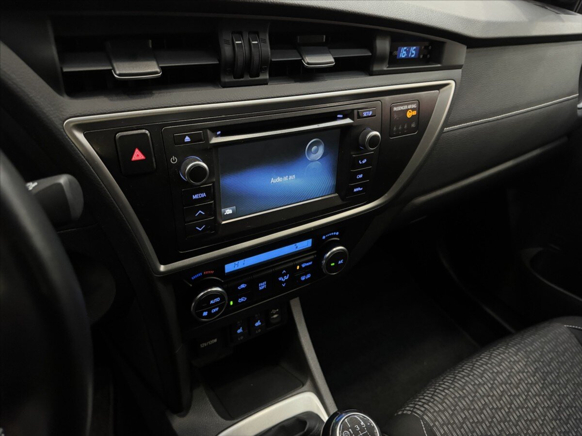 Toyota Auris Hatchback 1,6 l 97 kw