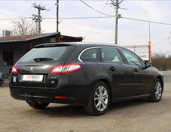 Peugeot 508 Kombi 2,0 l 120 kw