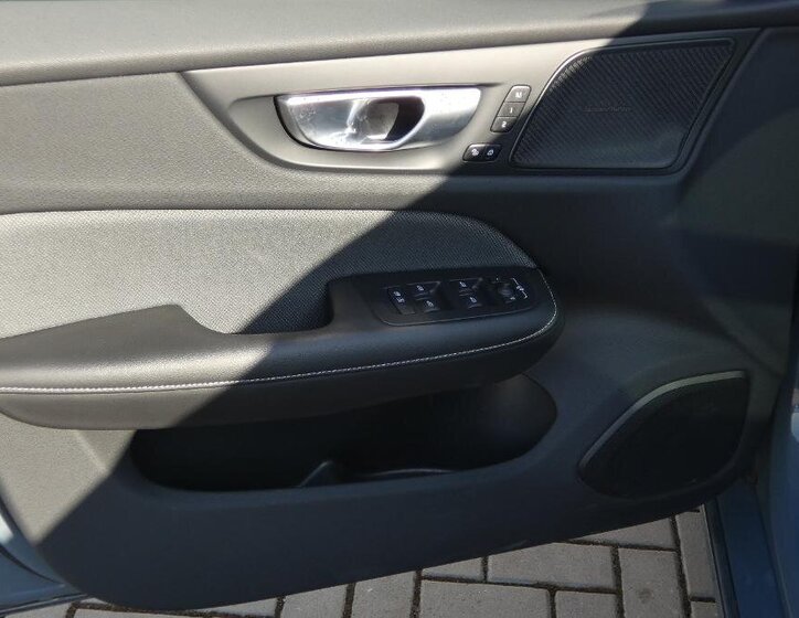 Volvo S60 Sedan / Limuzína 2,0 l 184 kw