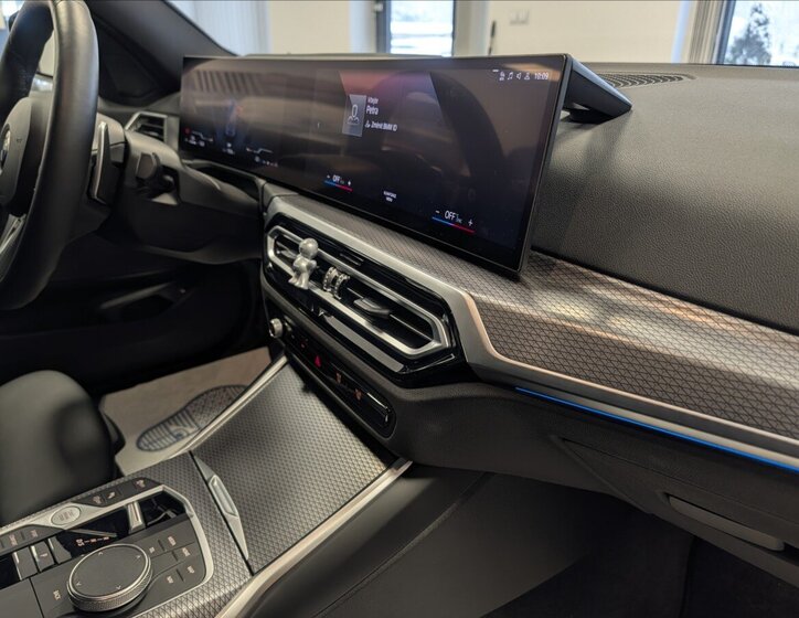 BMW Řada 3 Sedan 2,0 l 135 kw