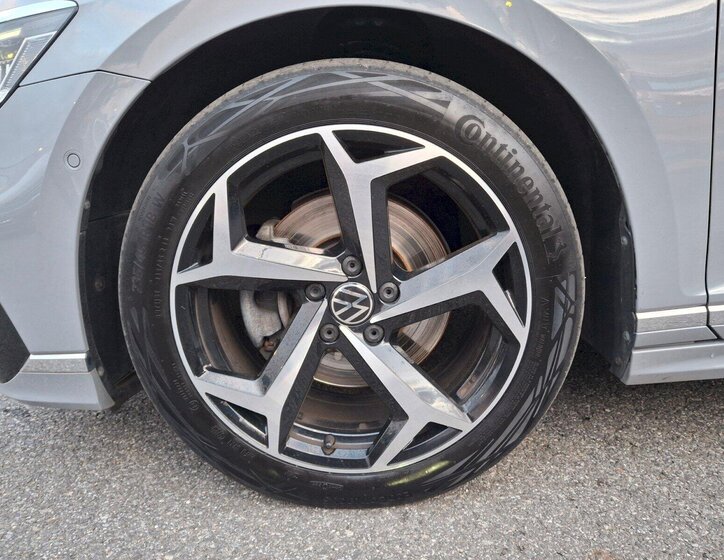 Volkswagen Passat Kombi 2,0 l 147 kw