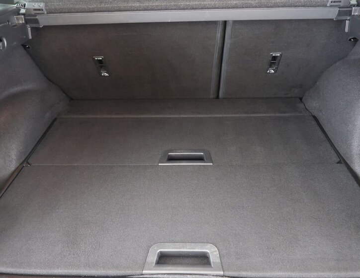 Renault Kadjar SUV / Terénní 1,6 l 96 kw