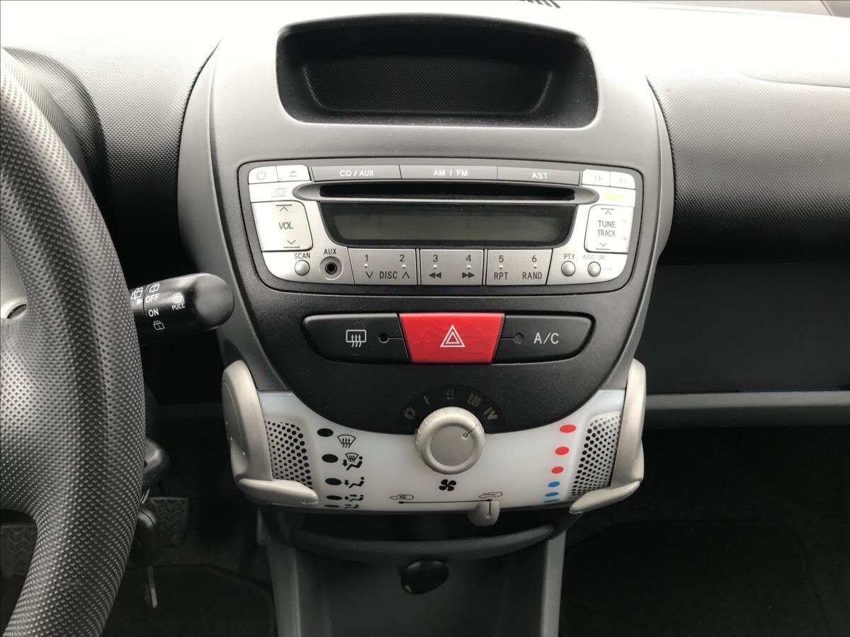 Toyota Aygo Hatchback 998,0 50 kw