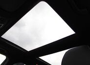 Mercedes-Benz GLE SUV 4,7 l 335 kw