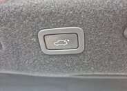 Jaguar XF Sedan / Limuzína 3,0 l 221 kw