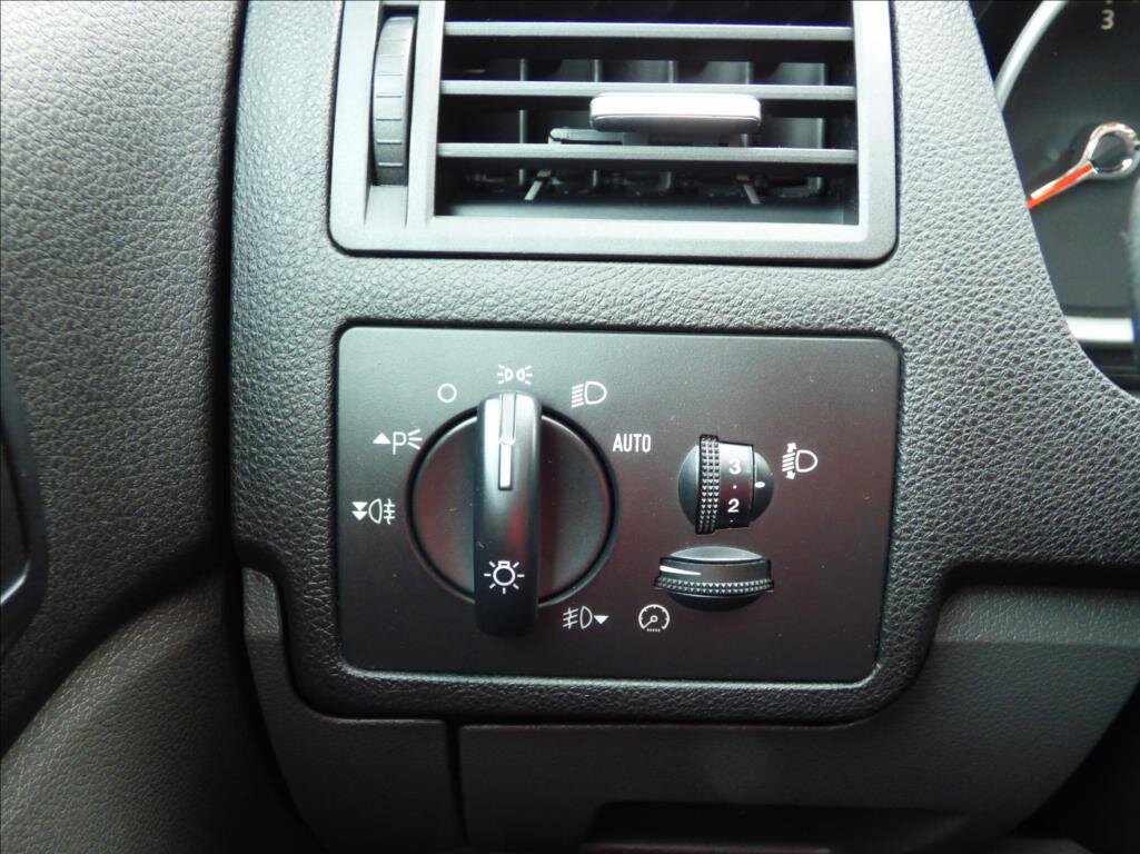 Ford Kuga Kombi 2,0 l 120 kw