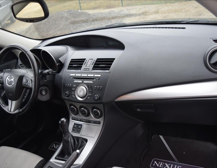 Mazda 3 Hatchback 1,6 l 77 kw