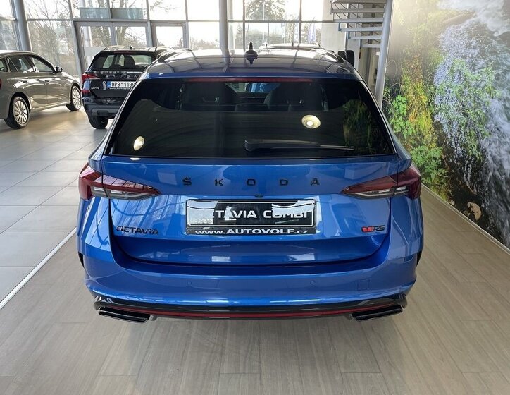 Škoda Octavia Kombi 2,0 l 180 kw