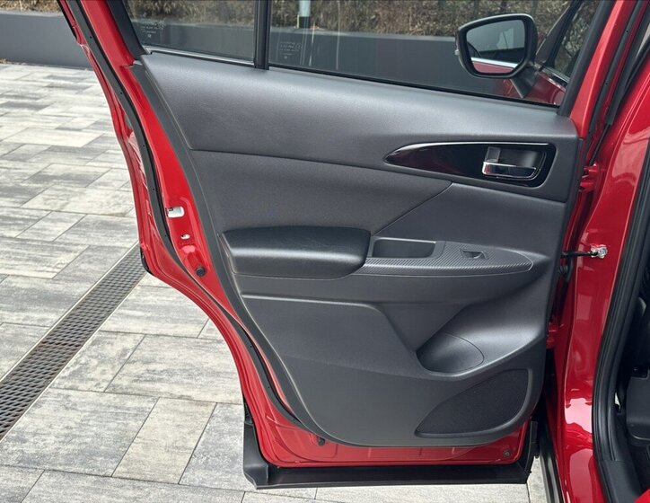 Mitsubishi Eclipse Cross SUV / Terénní 2,4 l 138 kw