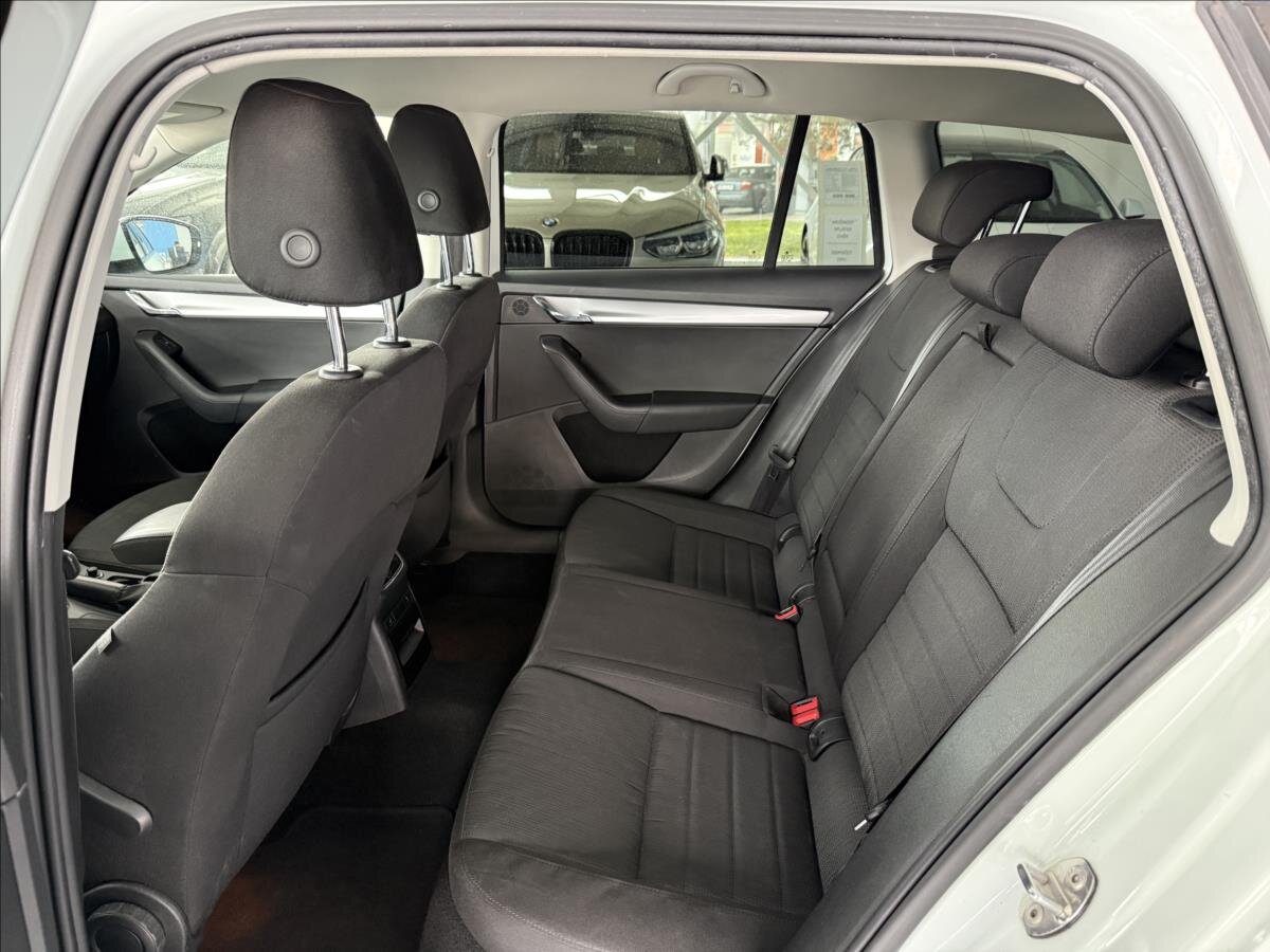 Škoda Octavia Kombi 2,0 l 110 kw