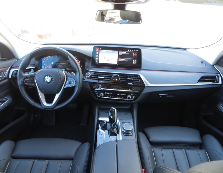BMW Řada 6 Liftback 3,0 l 245 kw