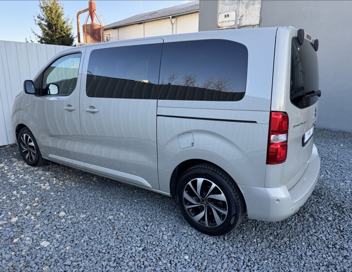 Citroën SpaceTourer 11