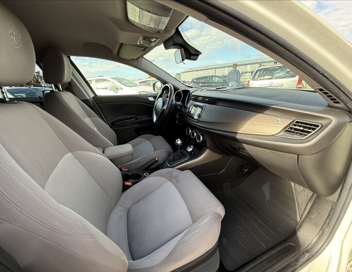 Alfa Romeo Giulietta 25