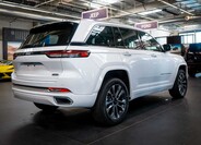 Jeep Grand Cherokee 8