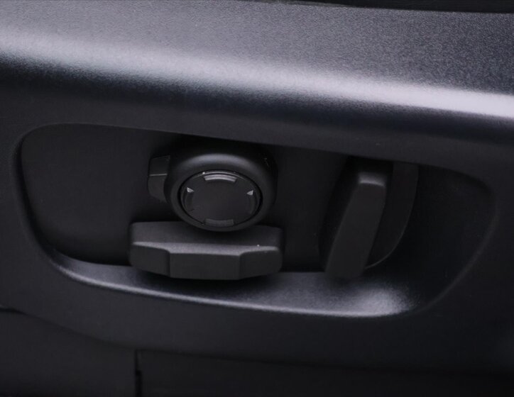 Land Rover Discovery 21