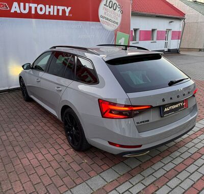 Škoda Superb 9