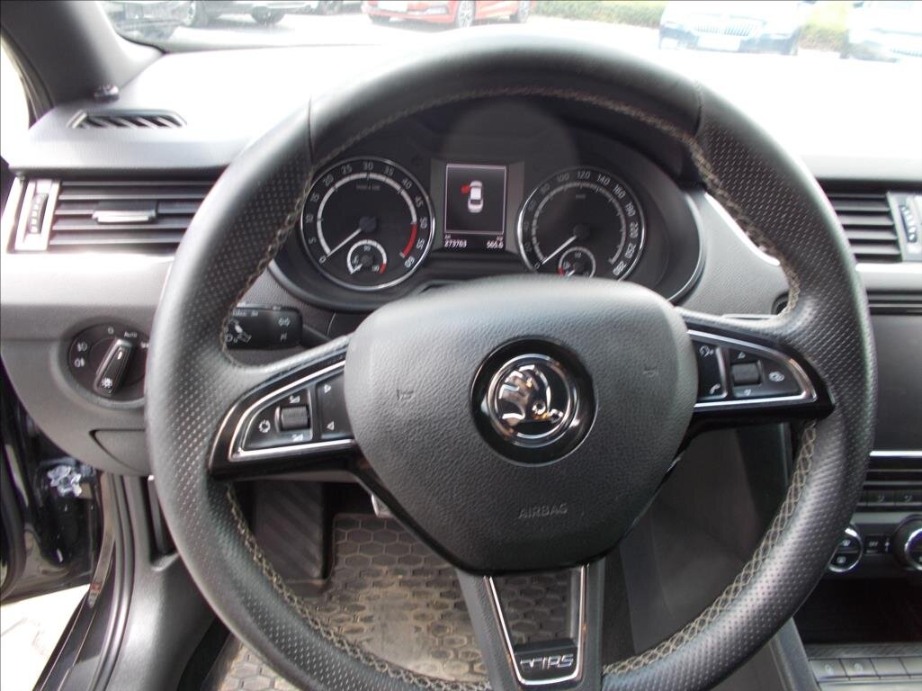 Škoda Octavia Sedan / Limuzína 2,0 l 135 kw