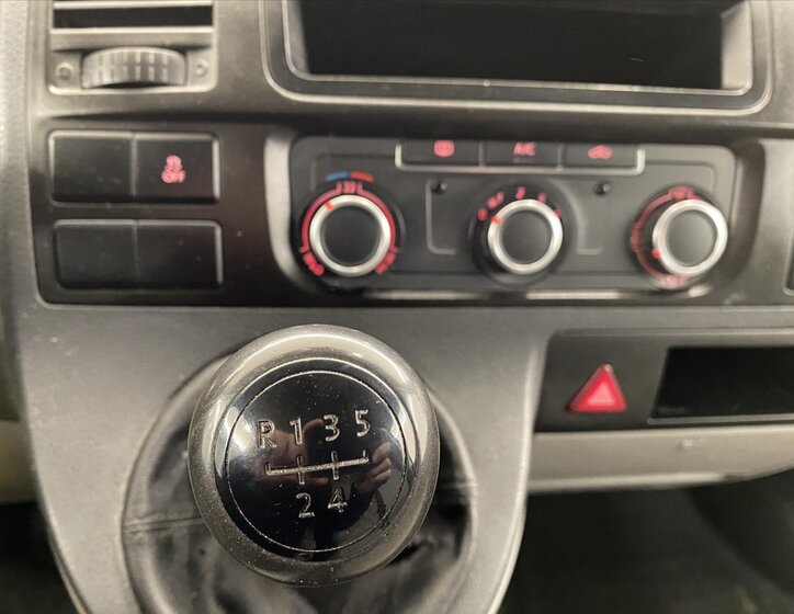 Volkswagen Transporter 13