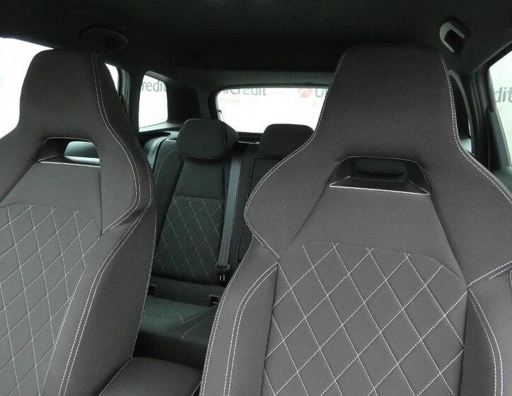 Škoda Karoq SUV 1,5 l 110 kw