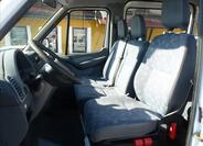 Mercedes-Benz Sprinter 17