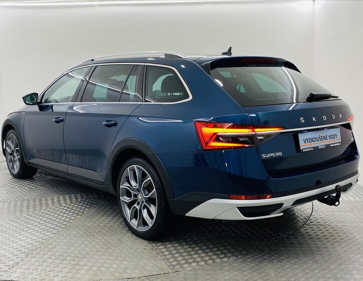 Škoda Superb 24