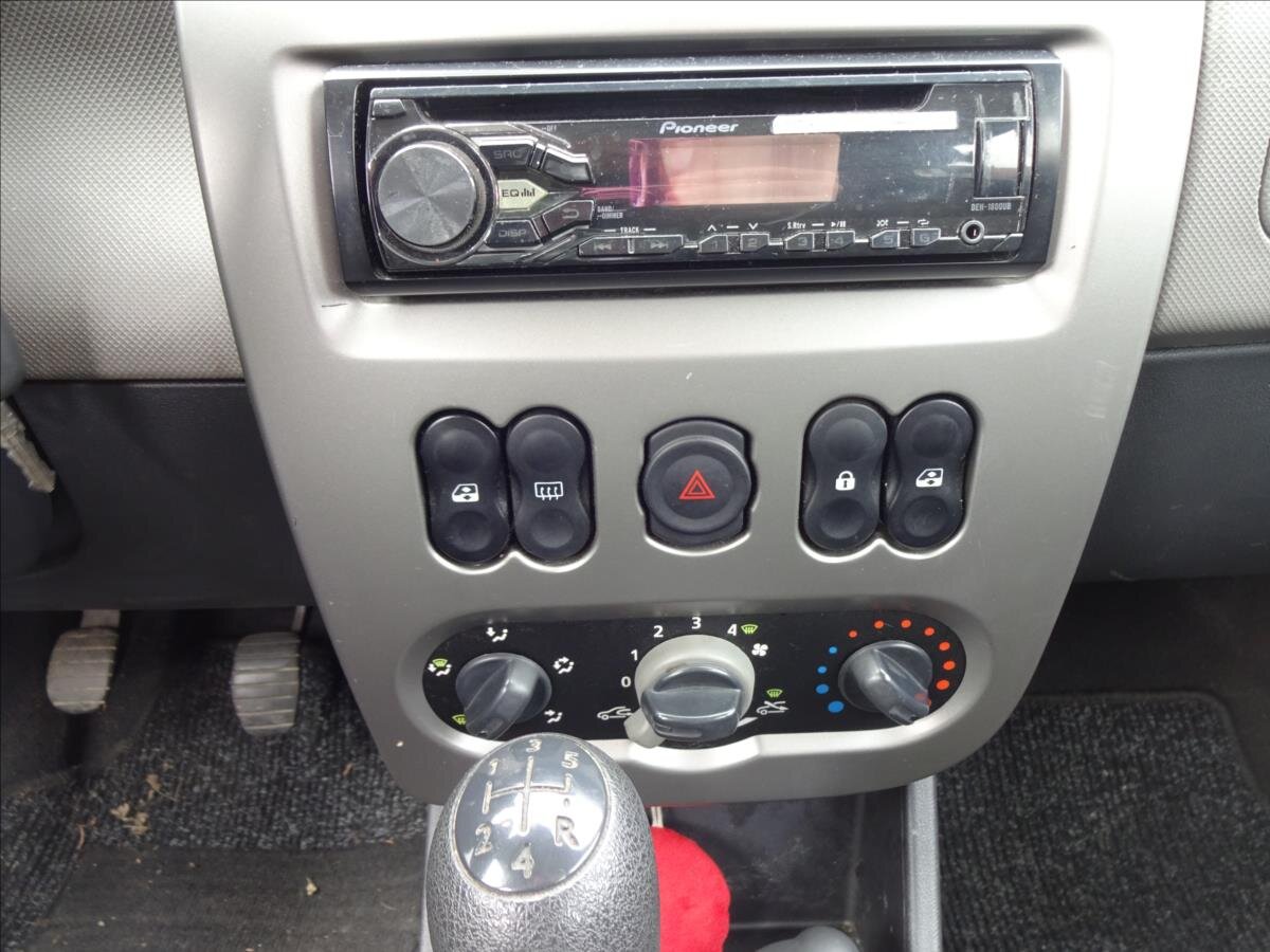 Dacia Sandero Hatchback 1,4 l 55 kw