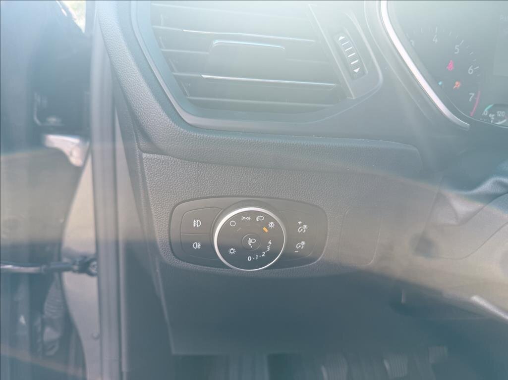 Ford Focus Kombi 999,0 92 kw