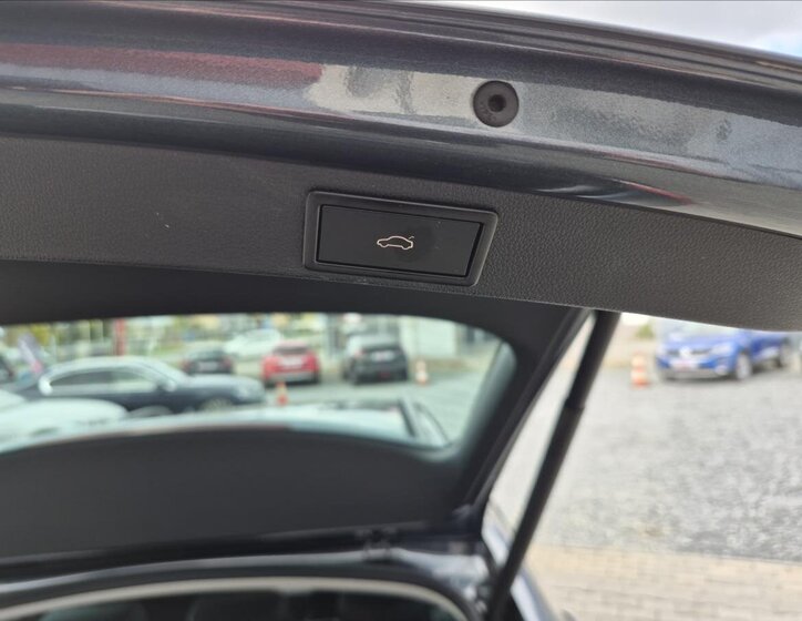 Škoda Octavia Kombi 1,5 l 110 kw