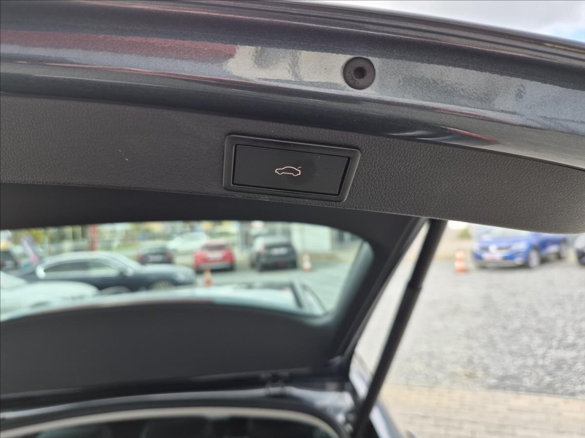 Škoda Octavia Kombi 1,5 l 110 kw