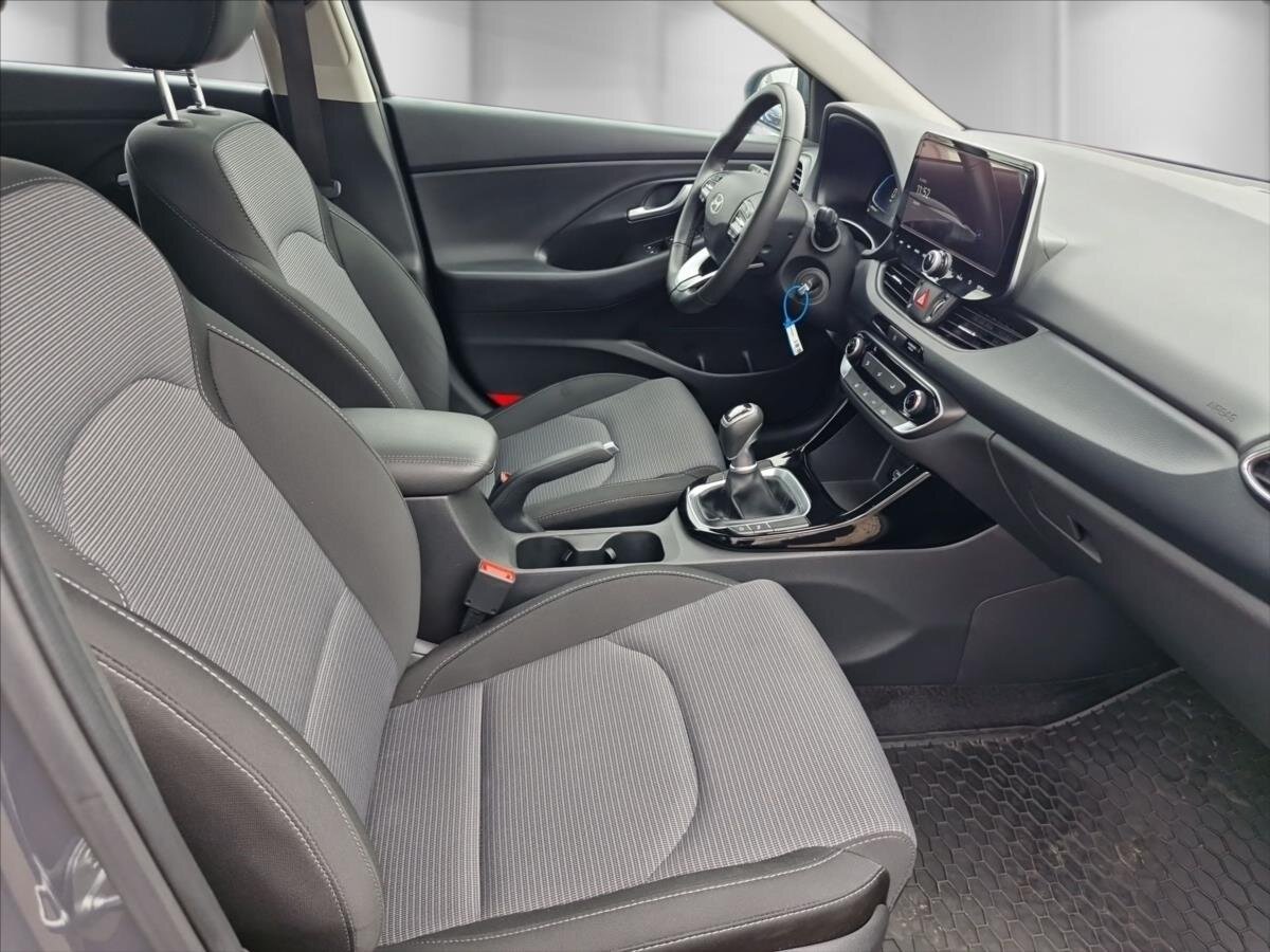 Hyundai i30 Kombi 998,0 73 kw