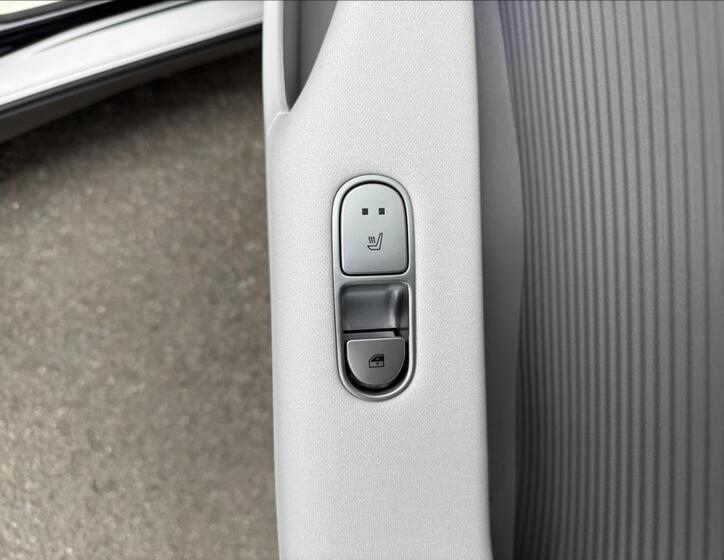 Hyundai Ioniq 6 14