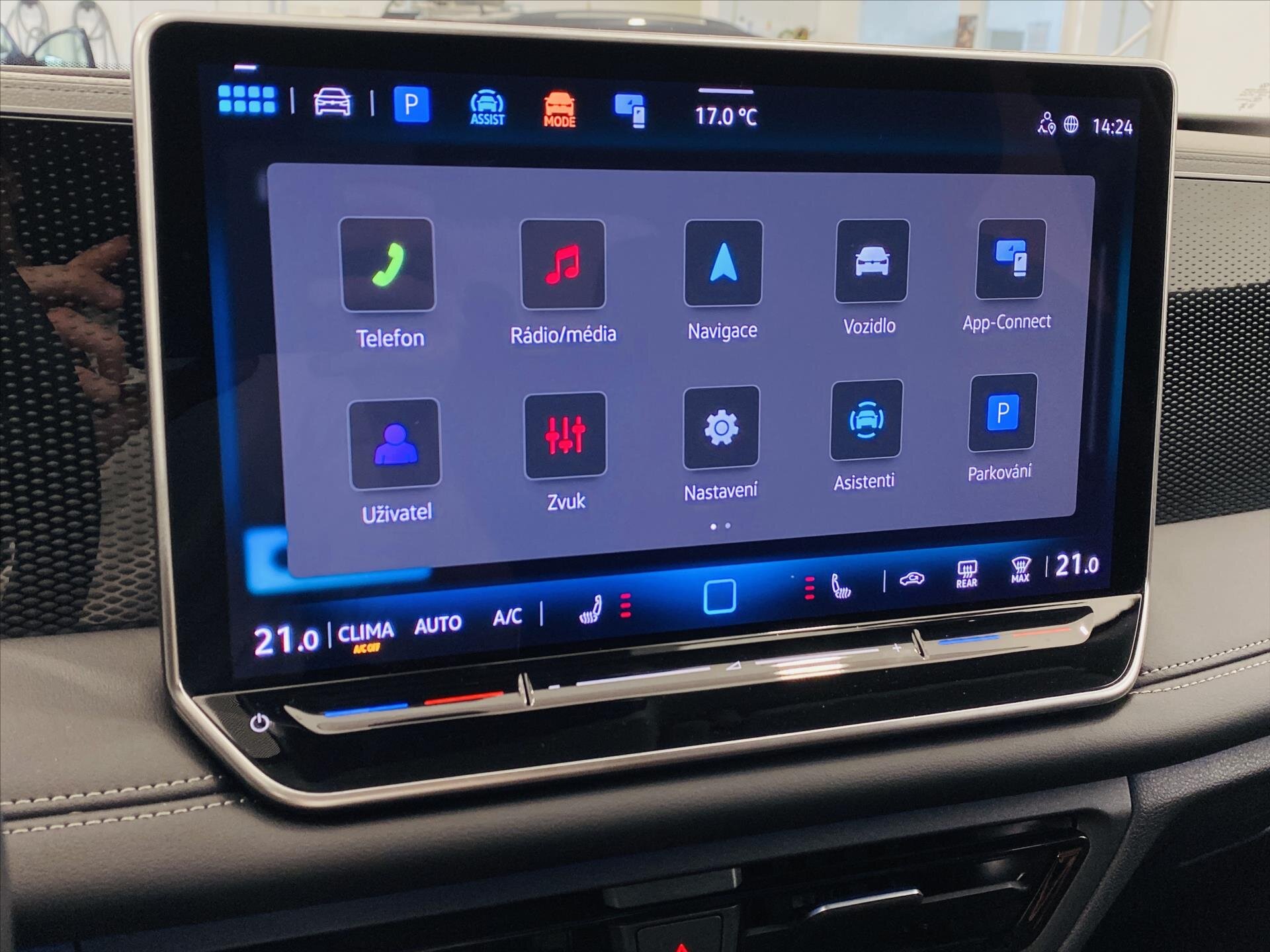 Volkswagen Tiguan SUV / Terénní 1,5 l 110 kw