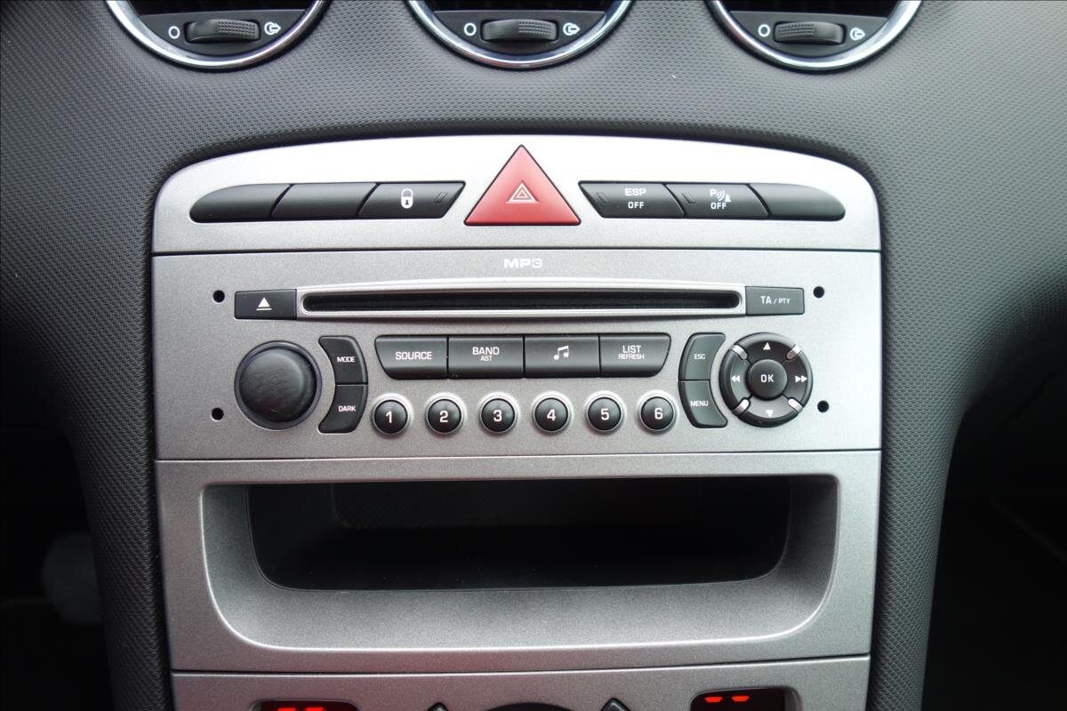 Peugeot 308 Hatchback 1,6 l 103 kw