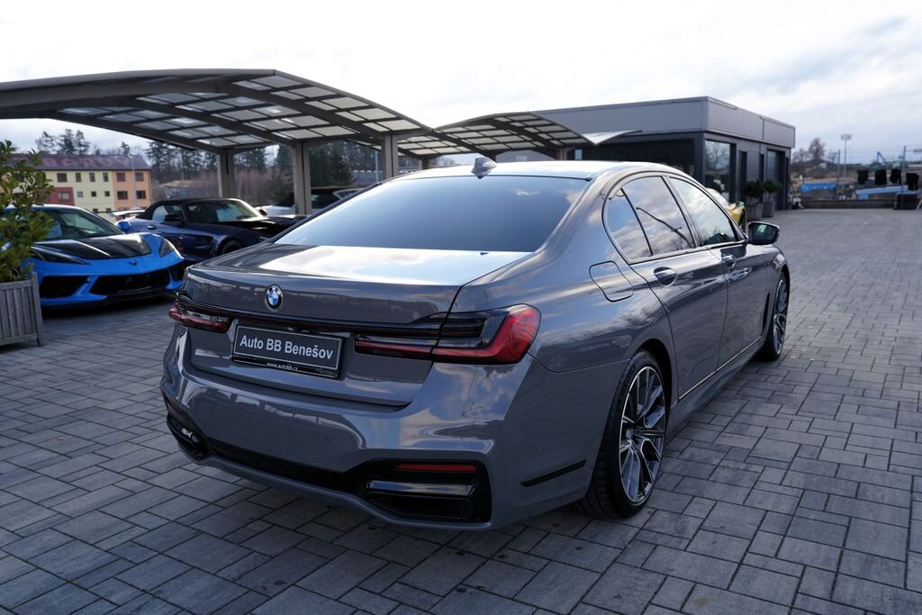BMW Řada 7