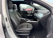 Mercedes-Benz GLA SUV / Terénní 1,3 l 160 kw